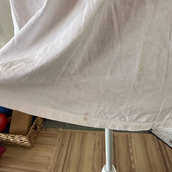 Universal Thread White T-Shirt - Picture 4 of 4